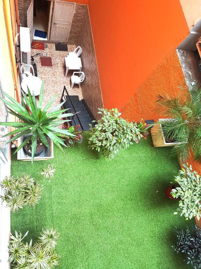 Rio Guesthouse - Um Quarteirao Da Praia De Copacabana Рио-де-Жанейро Экстерьер фото
