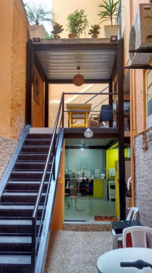 Rio Guesthouse - Um Quarteirao Da Praia De Copacabana Рио-де-Жанейро Экстерьер фото