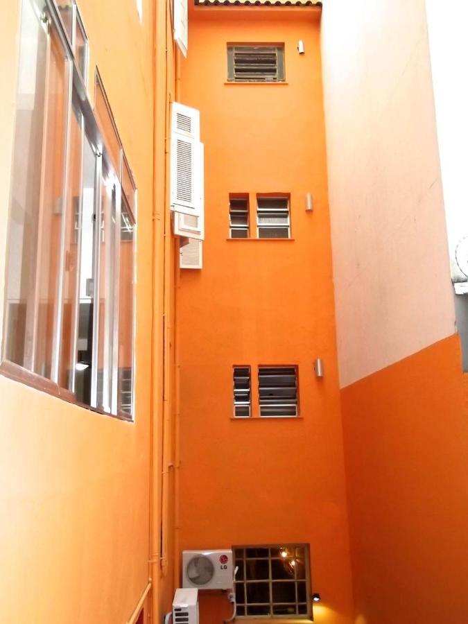 Rio Guesthouse - Um Quarteirao Da Praia De Copacabana Рио-де-Жанейро Экстерьер фото