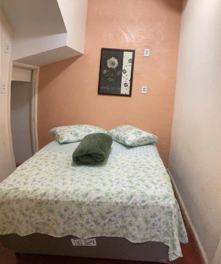 Rio Guesthouse - Um Quarteirao Da Praia De Copacabana Рио-де-Жанейро Экстерьер фото