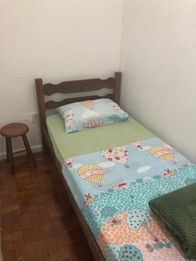 Rio Guesthouse - Um Quarteirao Da Praia De Copacabana Рио-де-Жанейро Экстерьер фото